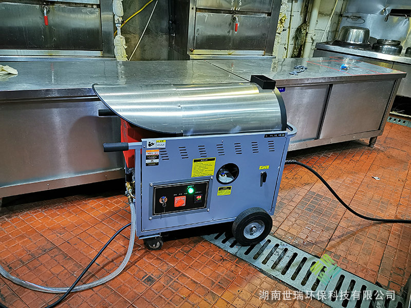 廚房抽排系統(tǒng)清洗 (6)