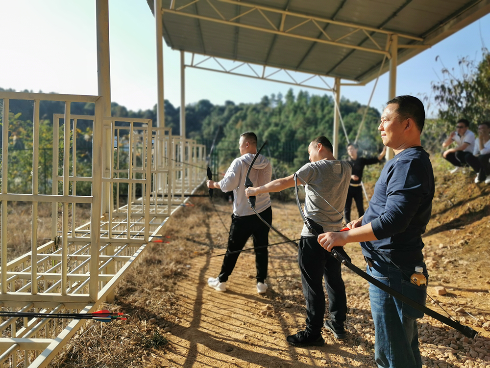 湖南世瑞環(huán)?？萍加邢薰?株洲治理餐飲油煙污染,廚房清理